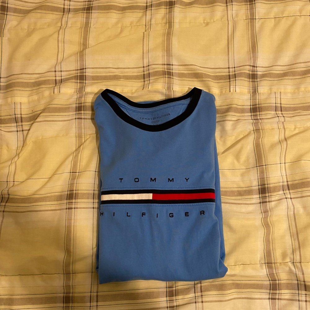 Tommy Hilfiger Blue T-Shirt Large